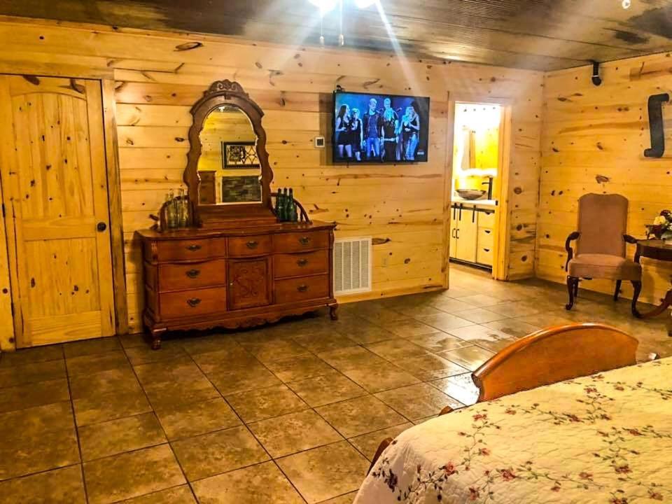 Samantha'S Timber Inn Мурфрисборо Экстерьер фото